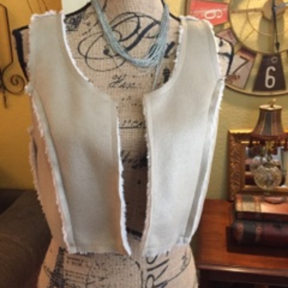 Reversible faux Leather and fur vest